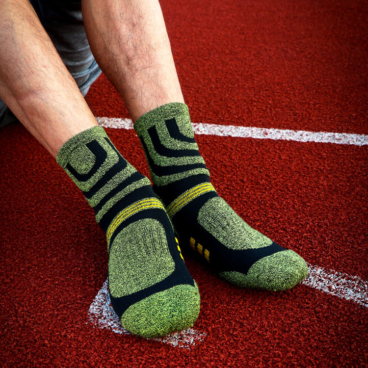 5 Pairs Socks Men Anti Blister - Fishing Socks ulasan dan harga